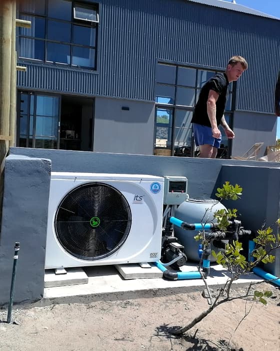 Pool systems work in the Overberg